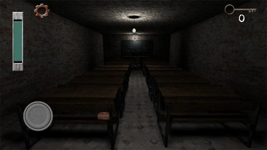 Slendrina: The School (Слендрина) [МОД: Много монет, Открытые уровни и Мега MOD] Screenshot 3