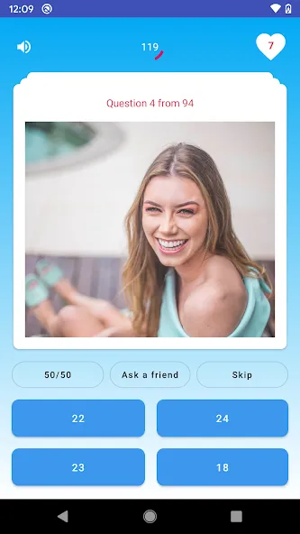 Quiz - Guess her age challenge [МОД: Меню, Бесконечные монеты и Открытые уровни] Screenshot 1